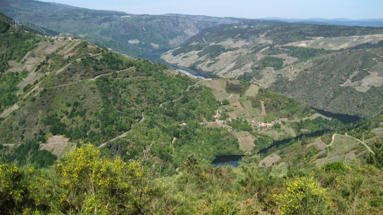 Апартаменты Balcon De Los Rios Кристосенде Экстерьер фото